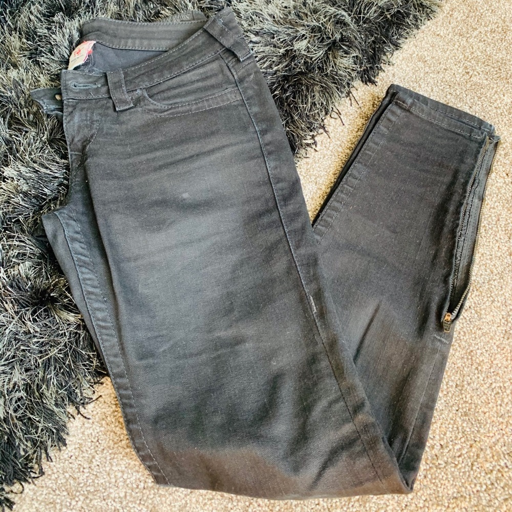 SOLD True Religion black skinny w/ ankle zipper.